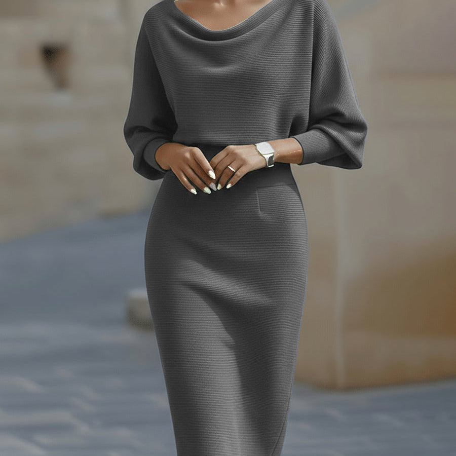 ELOWEN AINSLEY | LUXURIOUS MIDI DRESS