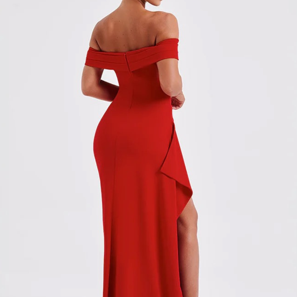 Alejandra - Elegant Maxi Dress