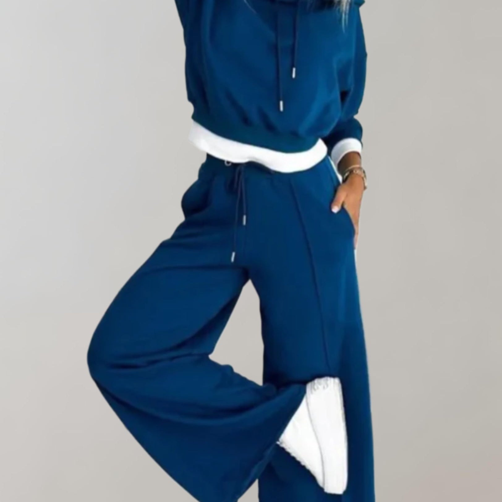 SOPHIE | CASUAL WOMEN'S HOODIE TRACKSUIT SET